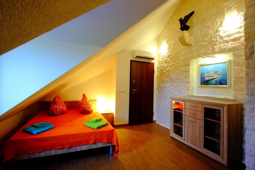 Holiday Home Olea - Sun, Sea, Sport & Comfort Splitska Dış mekan fotoğraf